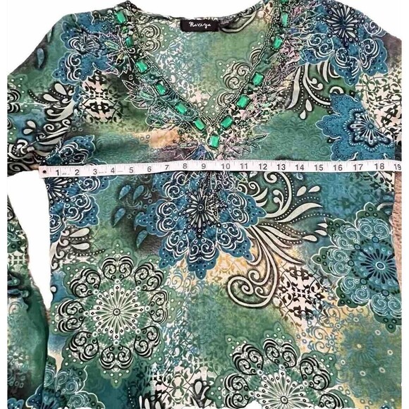 Raviya V-Neck Embellished Sheer‎ Tunic Top With Flare Sleeves Size Small - Picture 8 of 10